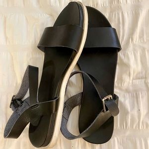 Black Mini Platform Sandals